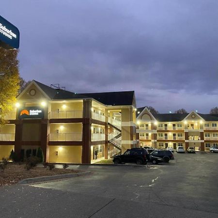 Suburban Studios Winston-Salem Near Hanes Mall Ngoại thất bức ảnh