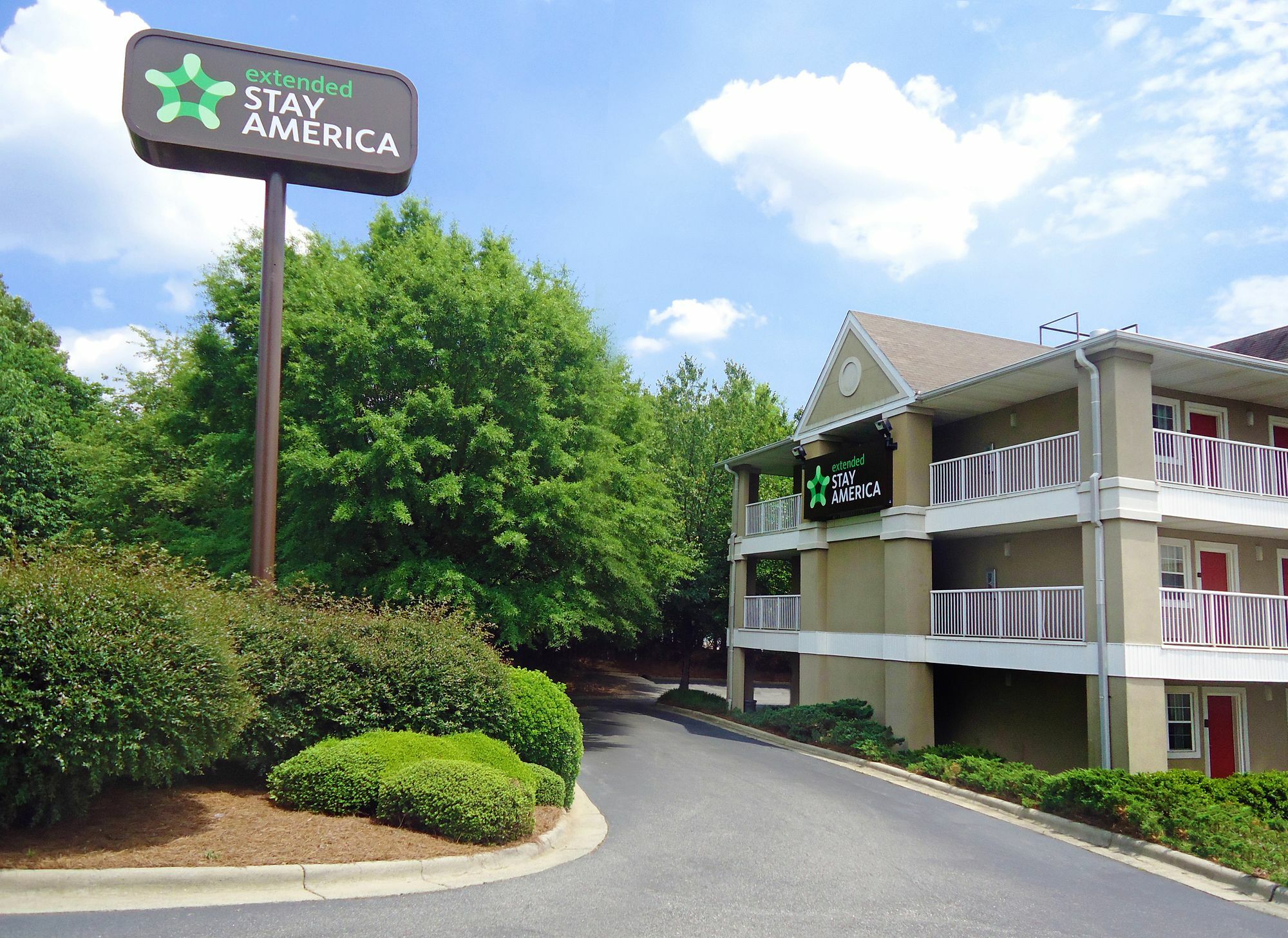 Suburban Studios Winston-Salem Near Hanes Mall Ngoại thất bức ảnh